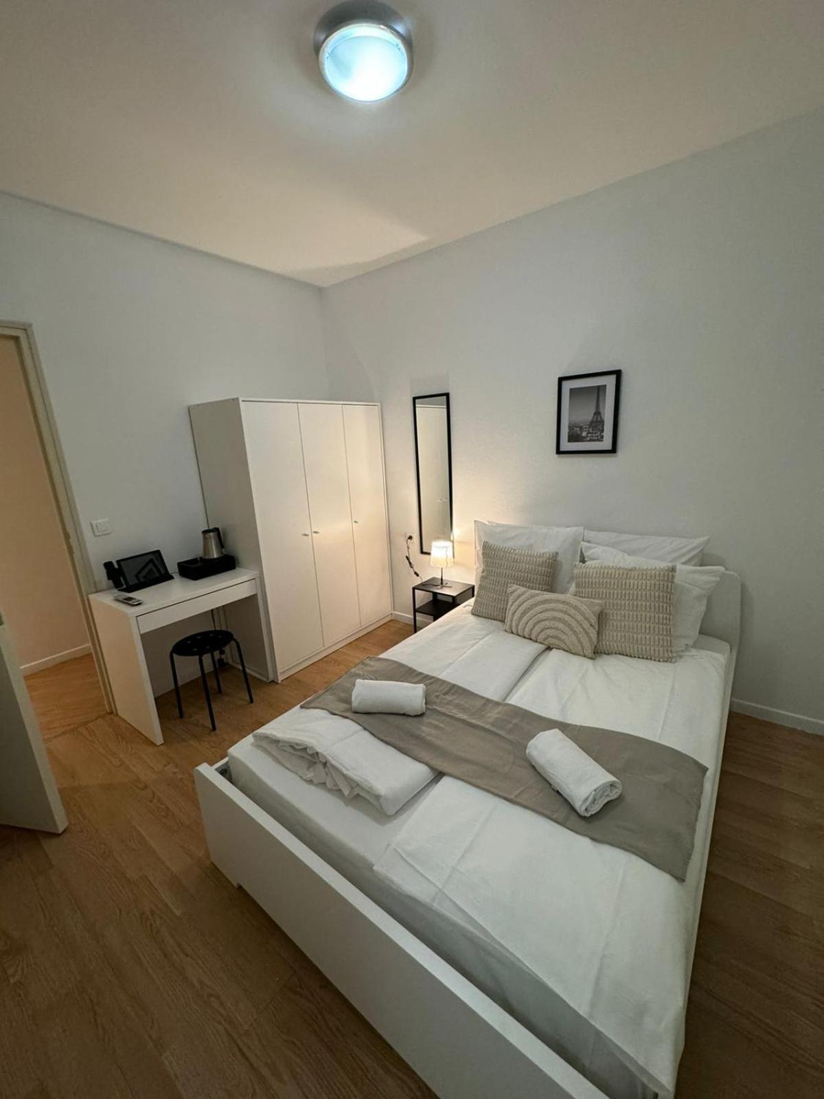 Hotel Etoiles De Mantes Extérieur photo